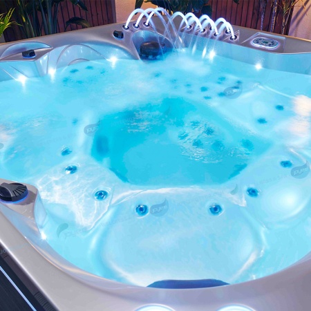 Гидромассажный СПА бассейн Joyee SPA Baden Гидромассажный СПА бассейн Joyee SPA Baden